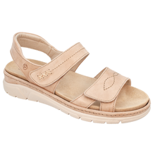 Suave Monty. An sandy taupe open-toe slingback sandal with two adjustable straps and a beige footbed and sole, made in Portugal.
